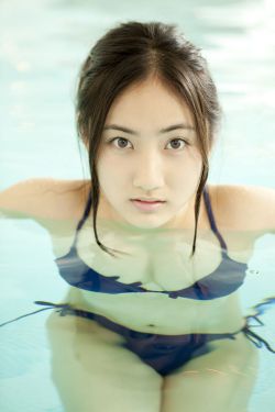 明天我会成为谁的女友